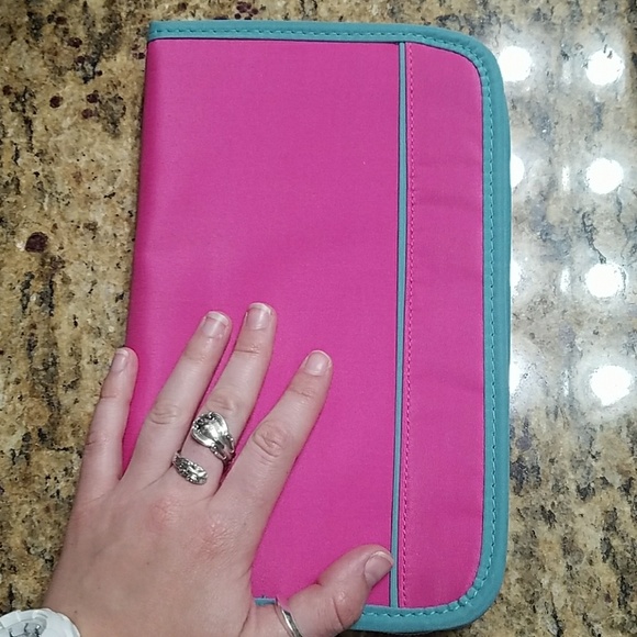 Handbags - Wristlet